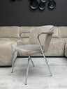 Chaise Velours Beige Anti-Tache – Structure Chromée