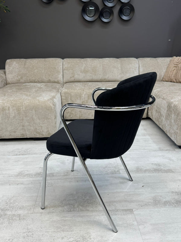 Chaise Velours Noir – Pieds Chromés Design Contemporain
