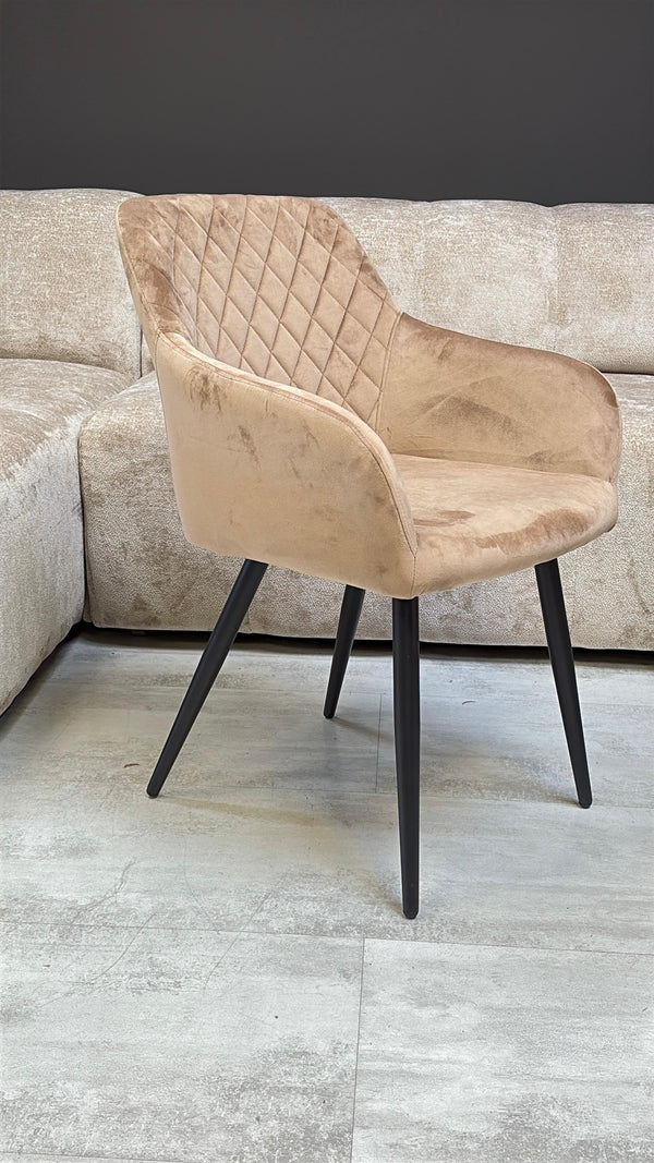 Chaise Matelassé Taupe – Assise Anti-Tache Pieds Métal Noir